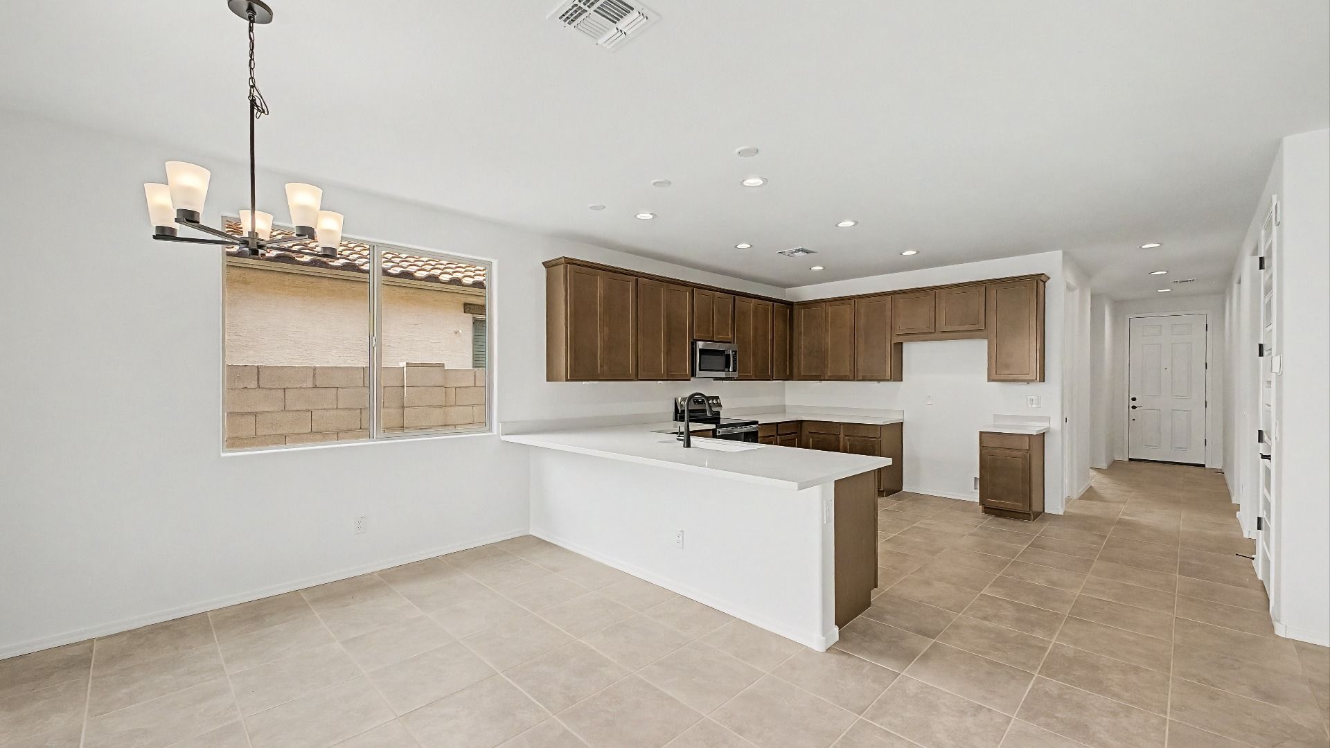 Larkspur Home Plan - Dining and Kitchen