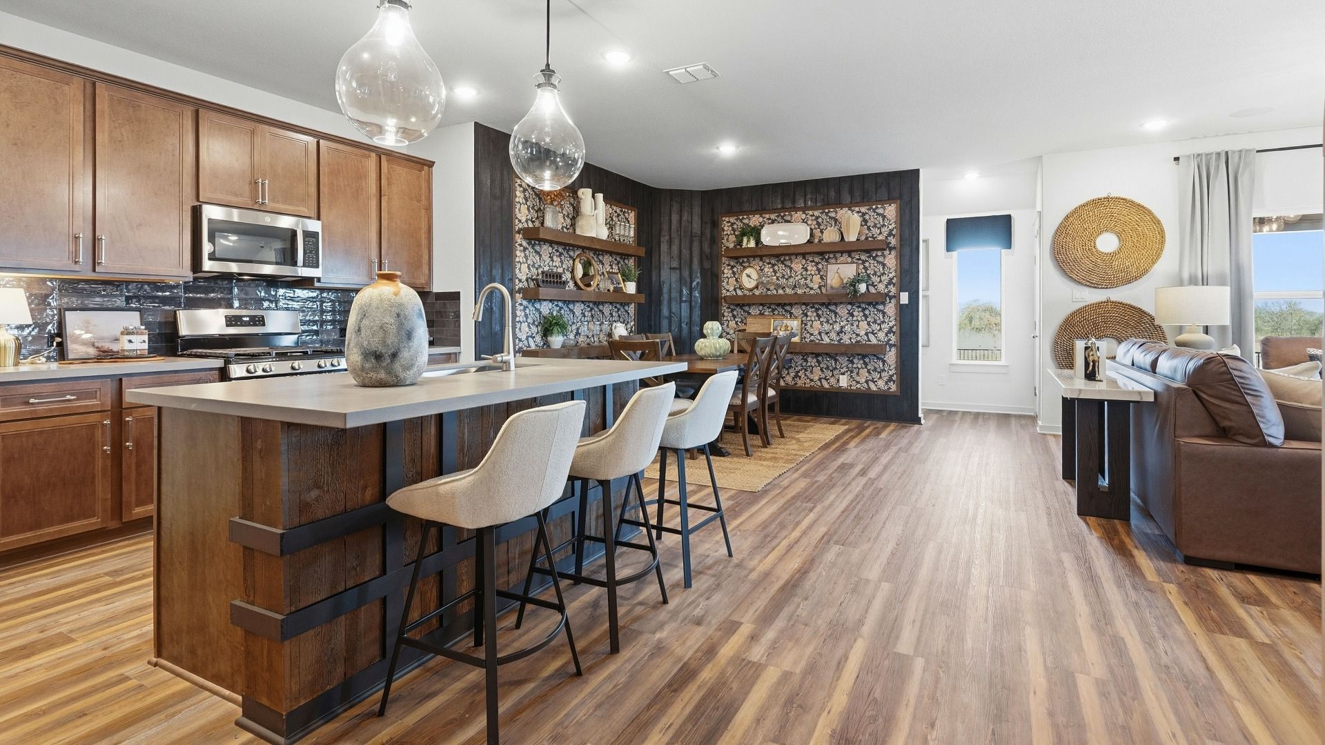 Model home photos of similar floorplans, not pictures of actual home.