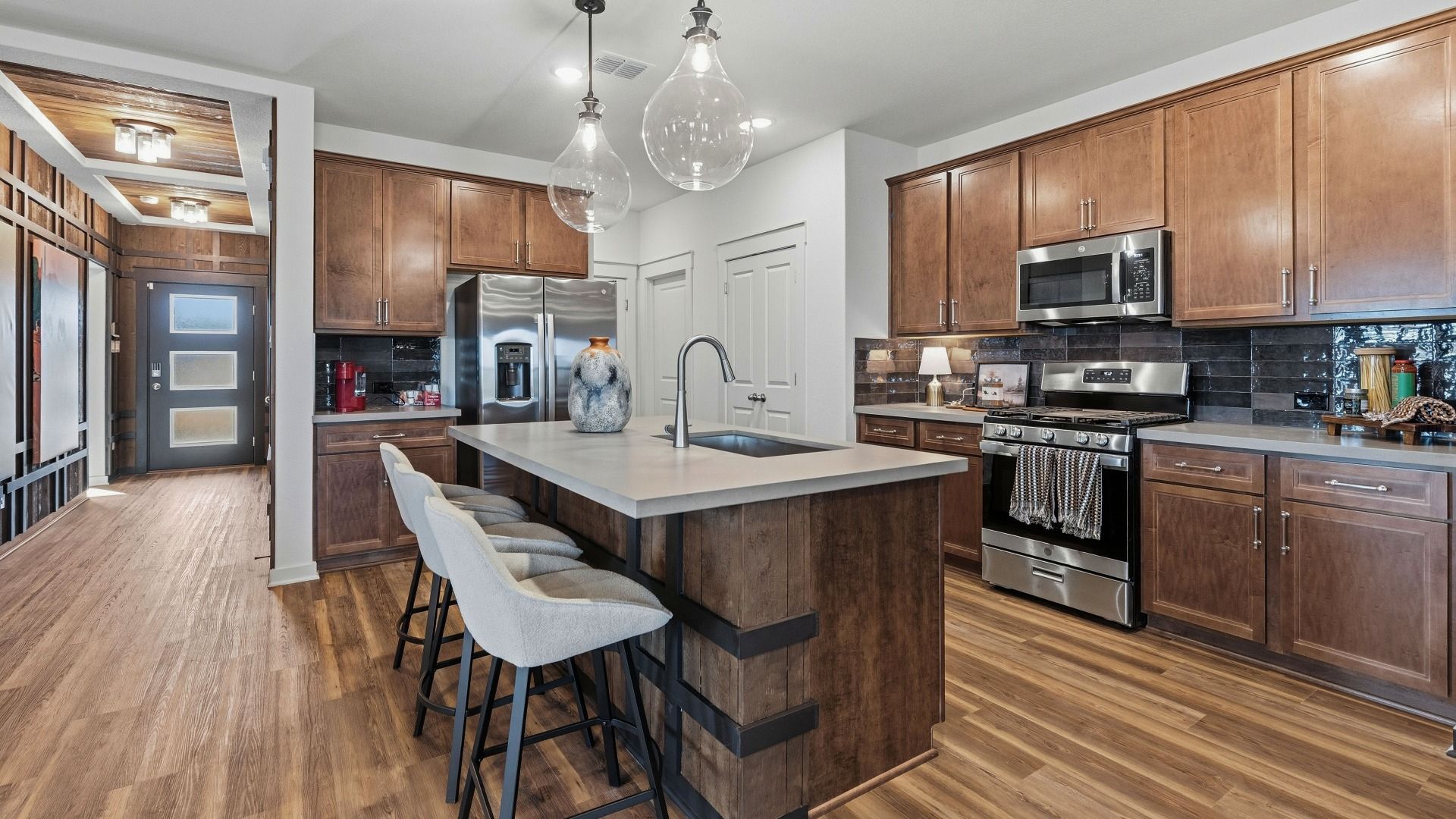 Model home photos of similar floorplans, not pictures of actual home.
