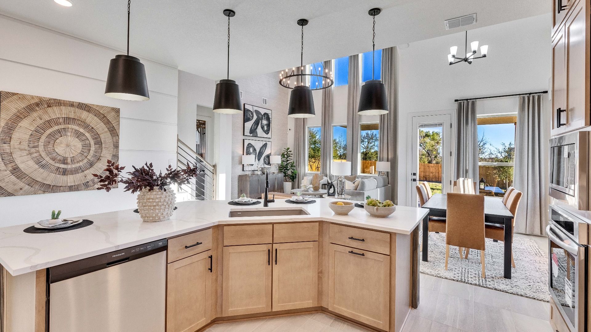 *Photos may not be of actual home. Photos may be of similar home/floorplan.