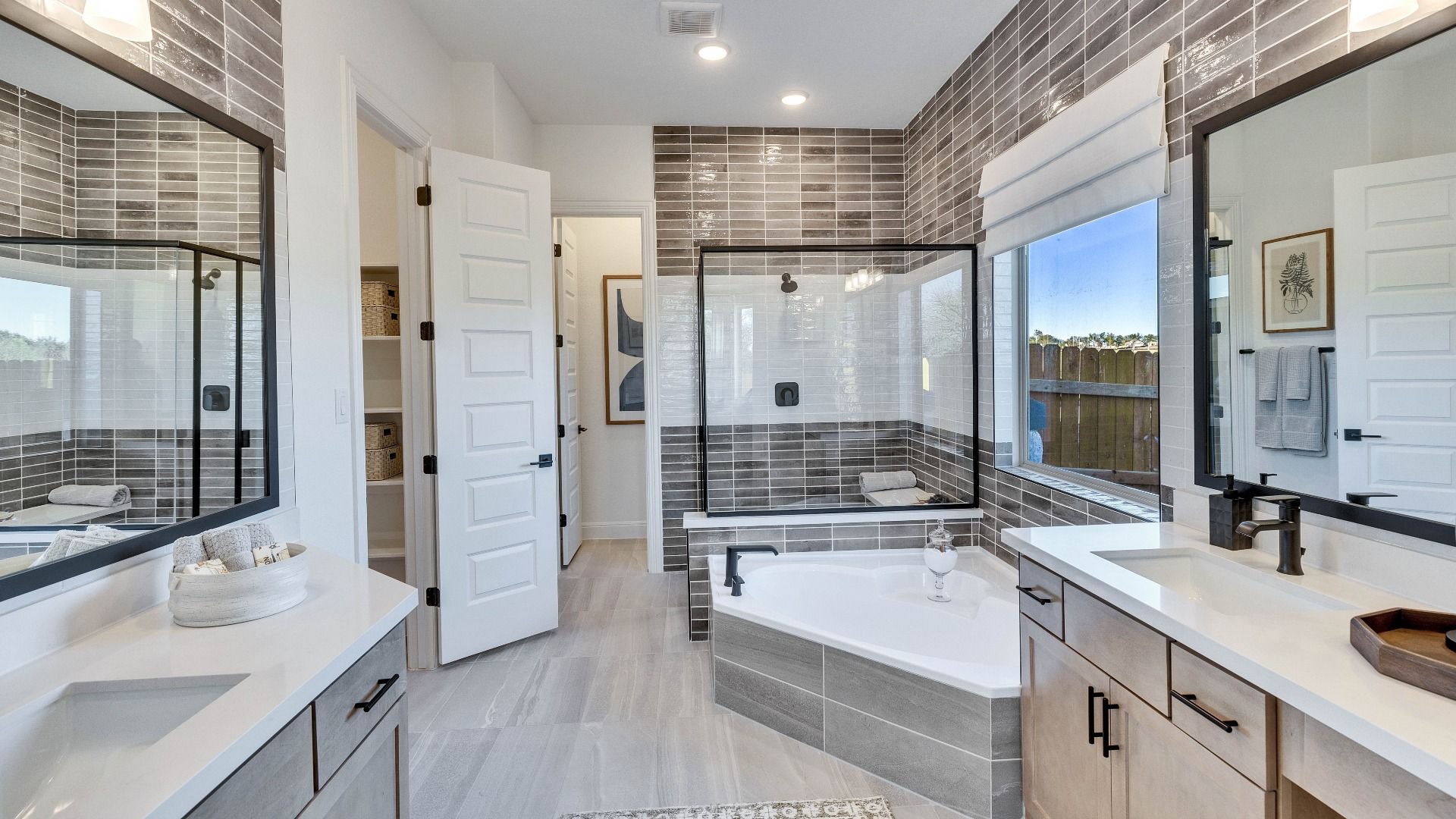 *Photos may not be of actual home. Photos may be of similar home/floorplan.