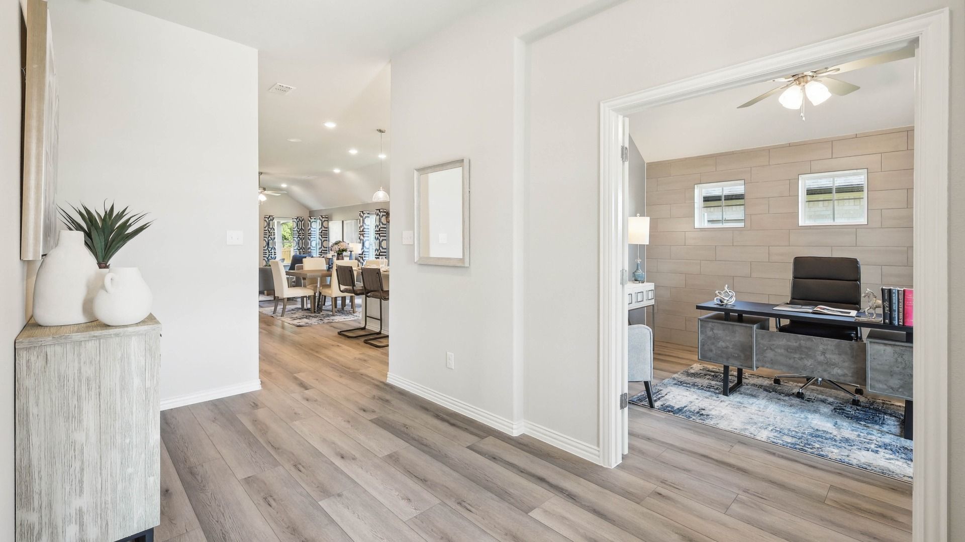 casa en Parkside on the River por DRB Homes