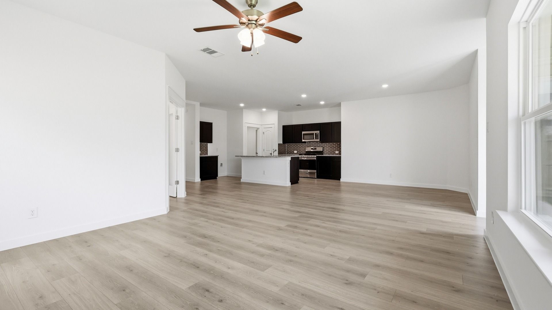 132 Patrick Henry Drive Great Room