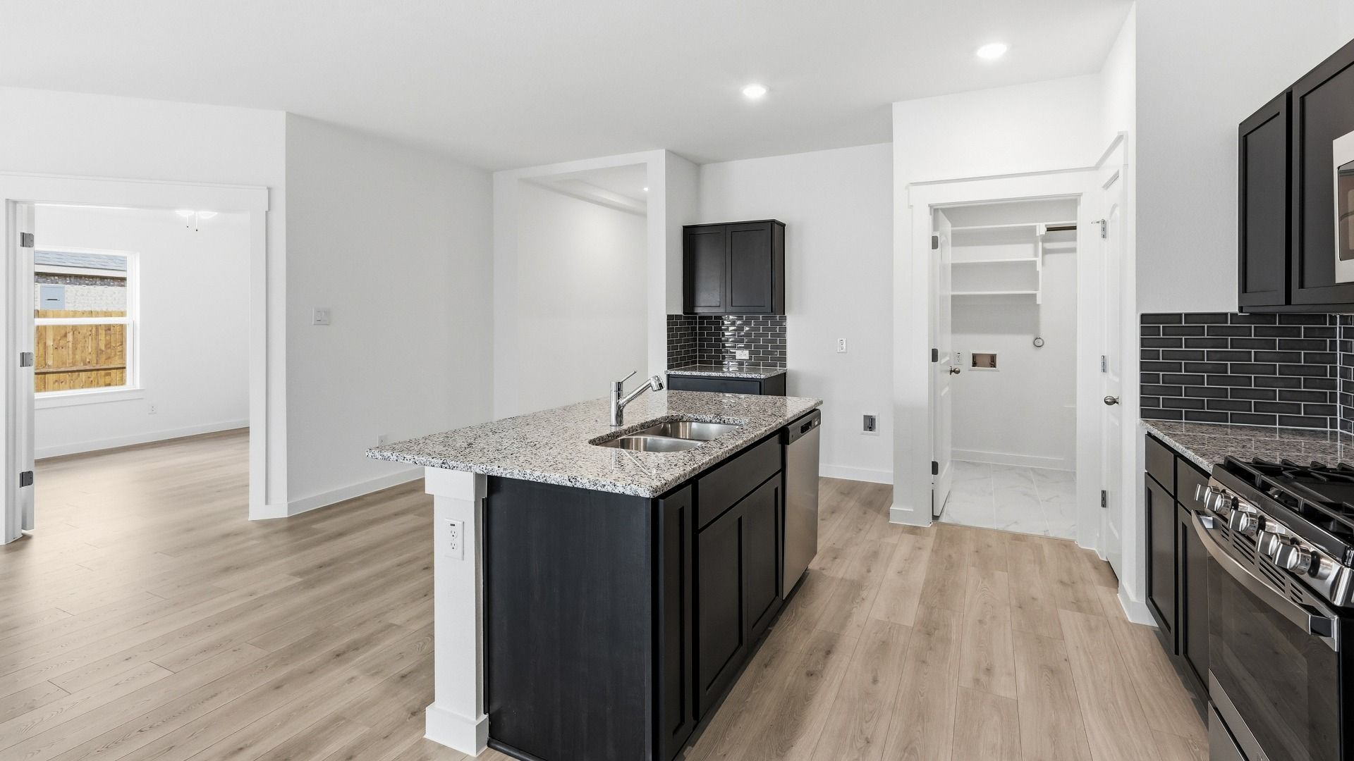 132 Patrick Henry Drive Kitchen