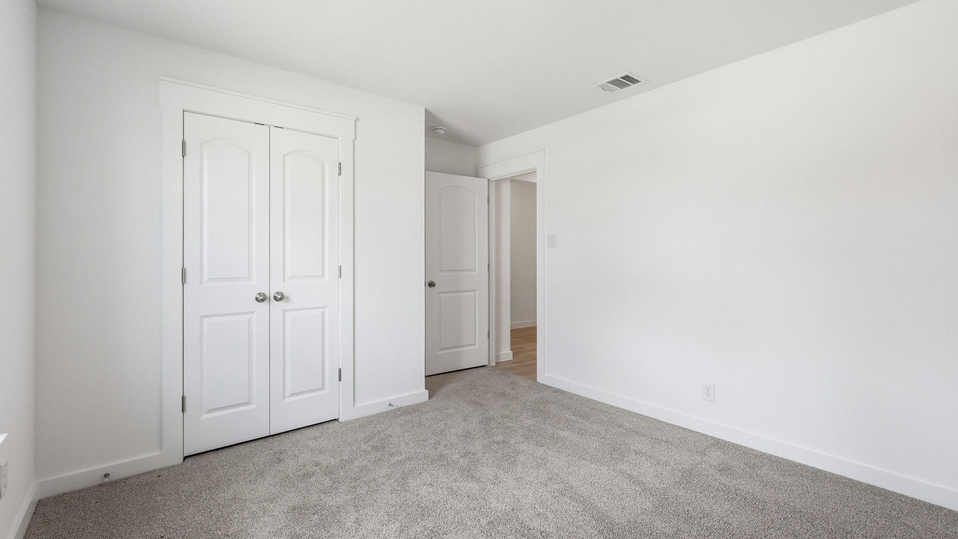 132 Patrick Henry Drive Bed 2-3