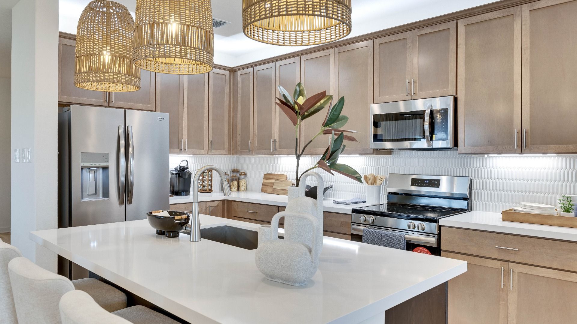 Model home photos of similar floorplans, not pictures of actual home.