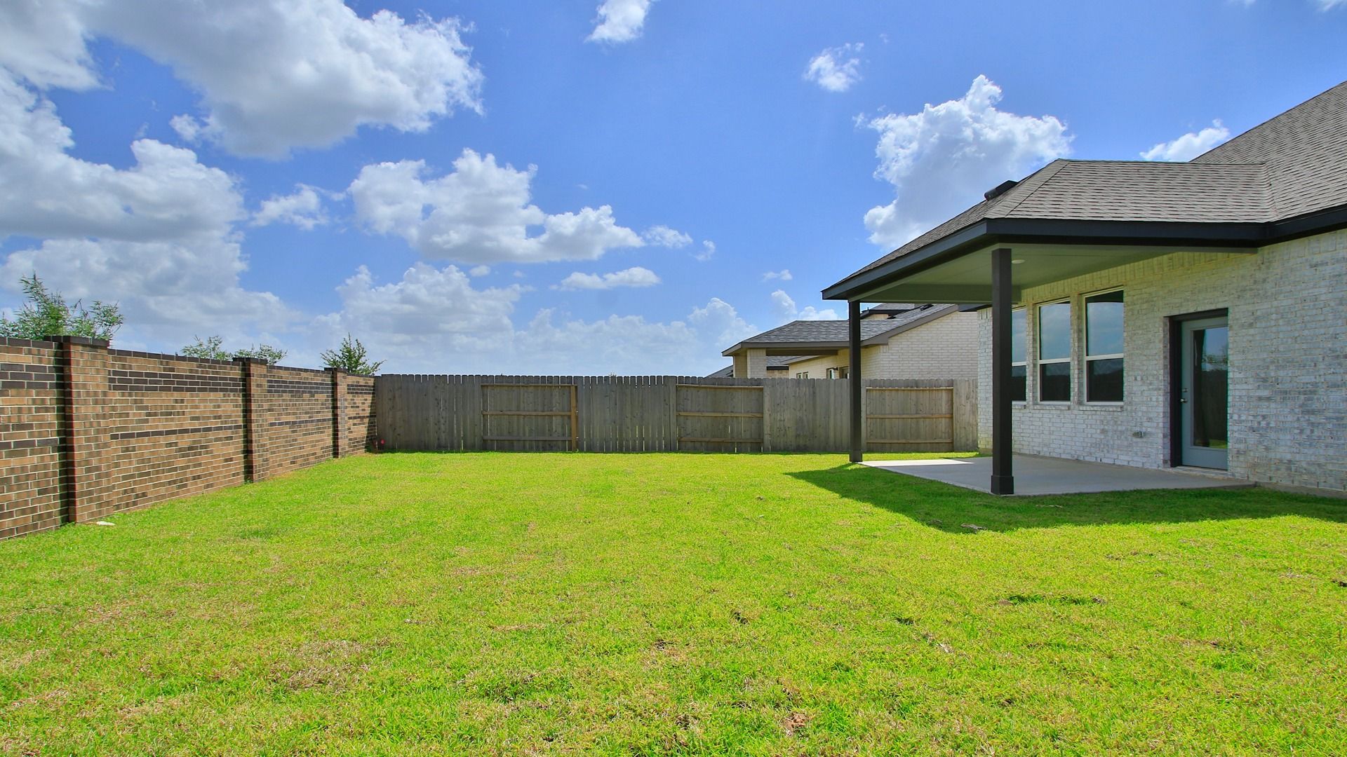 19438 Saint Green - Backyard