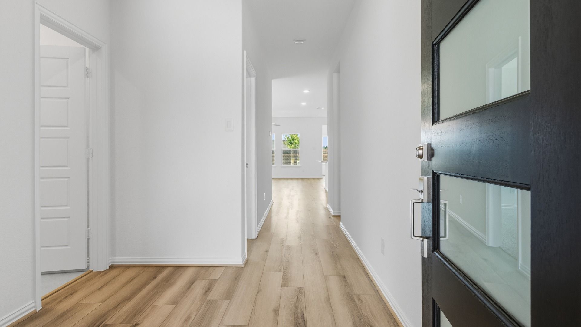 22214 Nissi Beach - Entry
