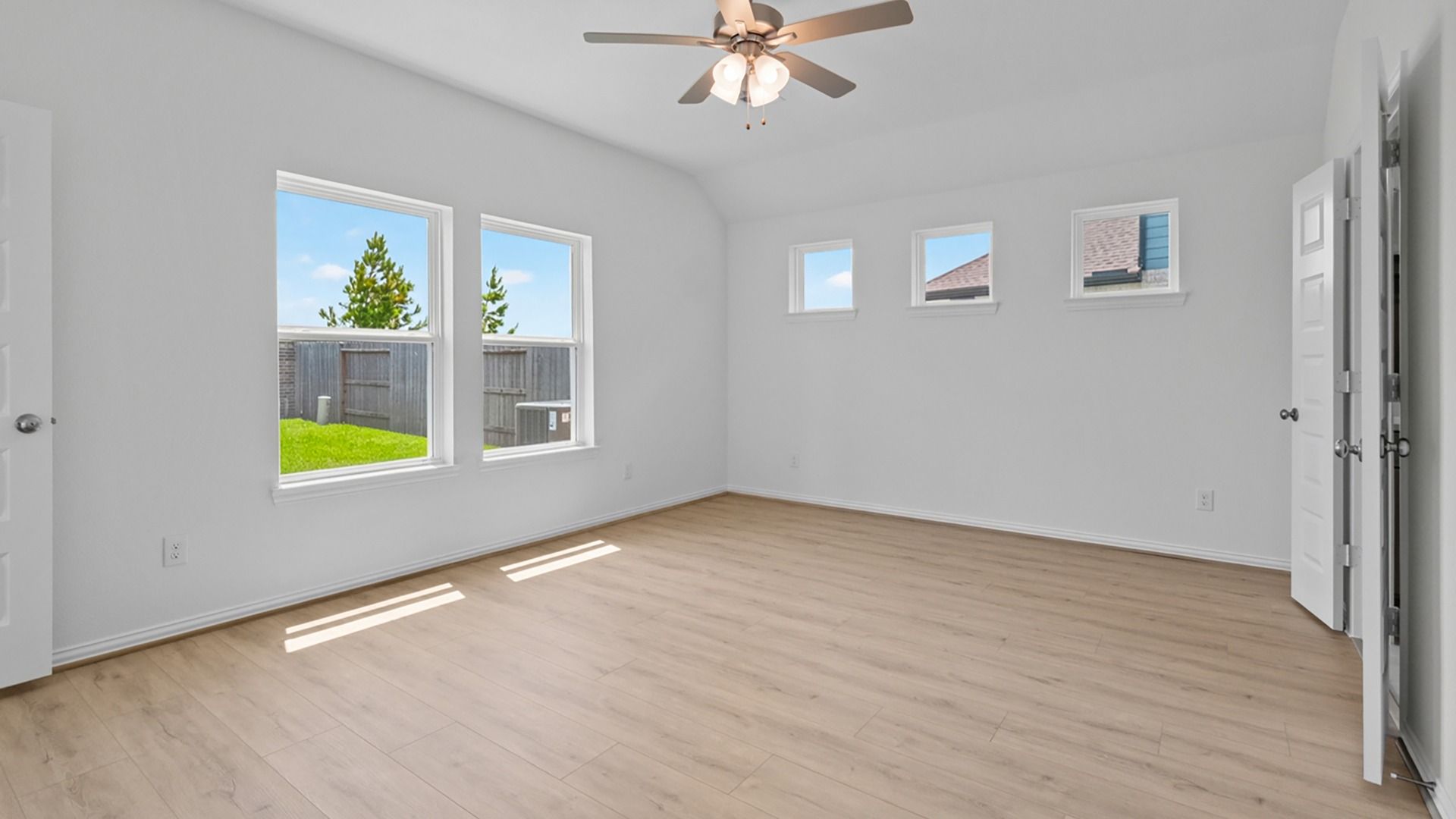 22211 Balos Lagoon Bedroom