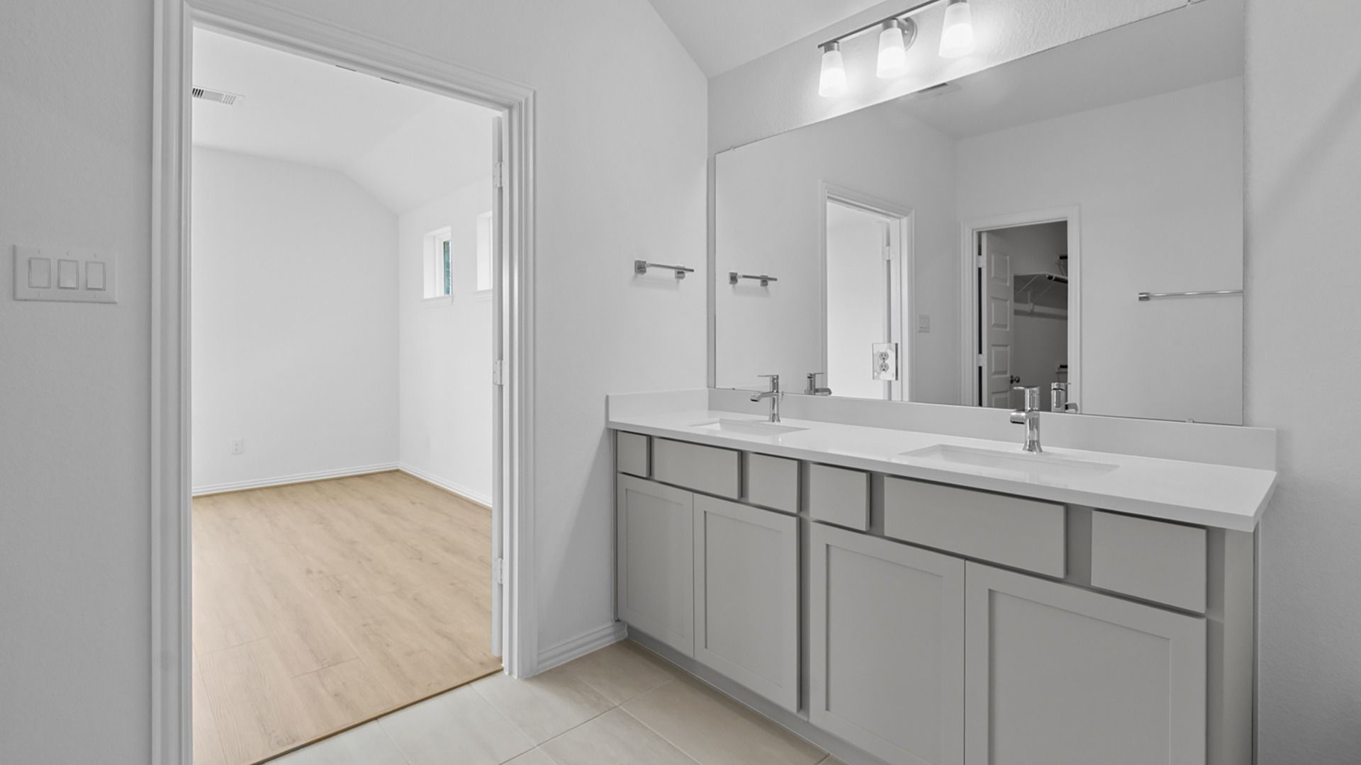 22211 Balos Lagoon Bathroom