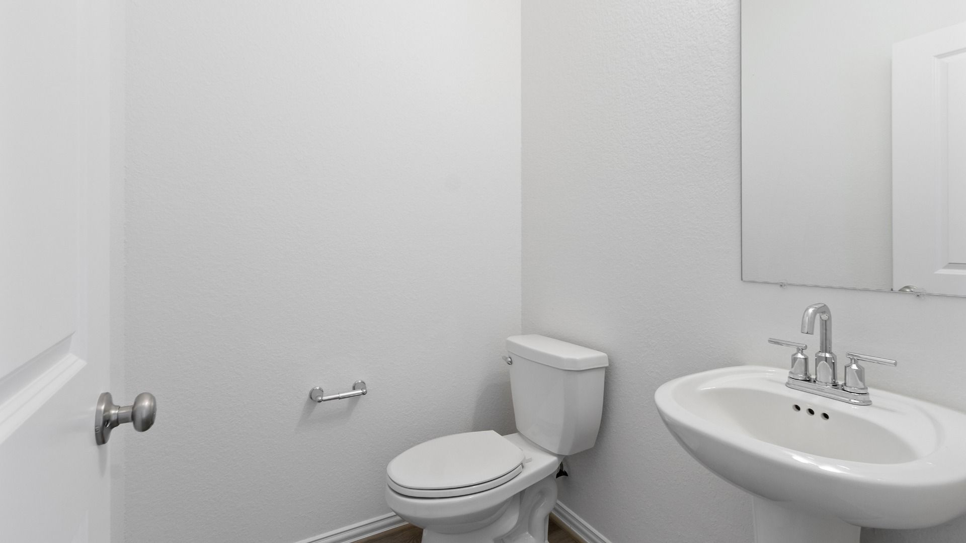 19438 Saint Green - half bath