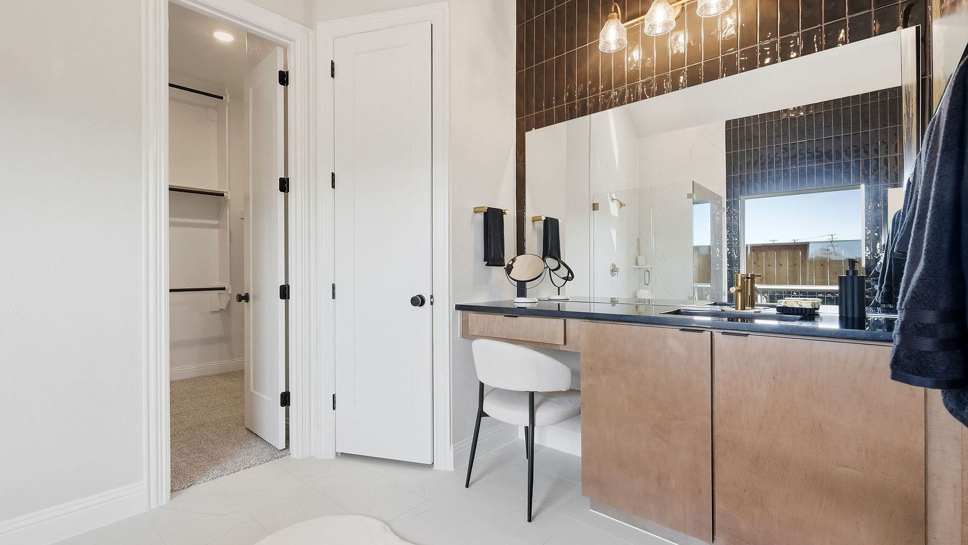 Model home photos of similar floorplans, not pictures of actual home.