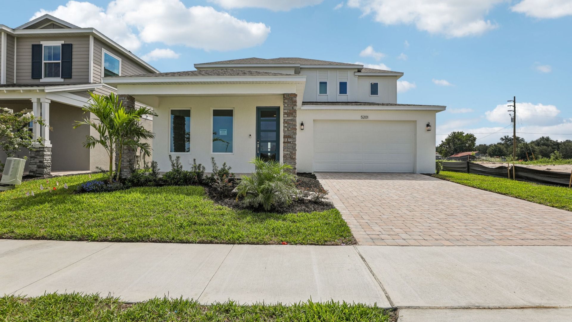 Sweetgum - Lakeside at Satilla: Saint Cloud, Florida - DRB Homes
