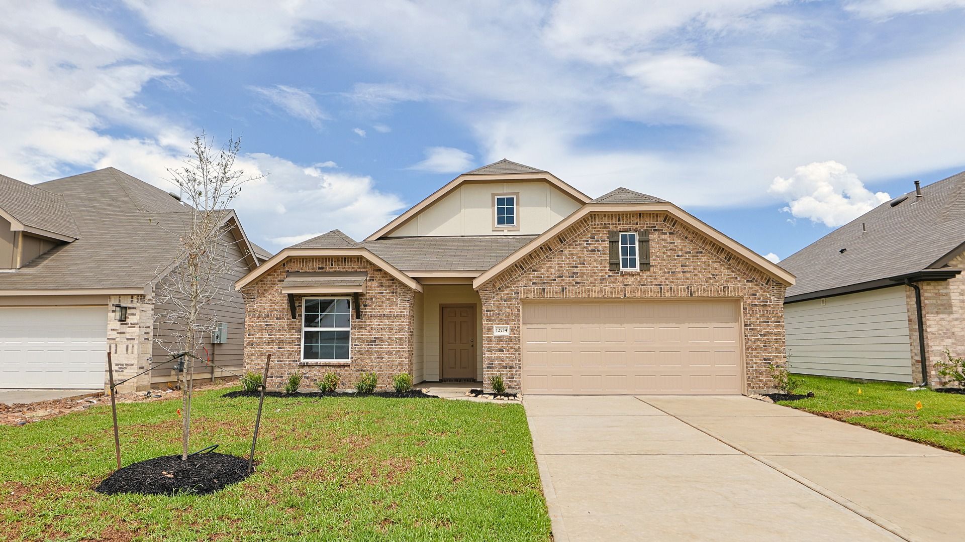 Paramount - Mostyn Springs: Magnolia, Texas - DRB Homes