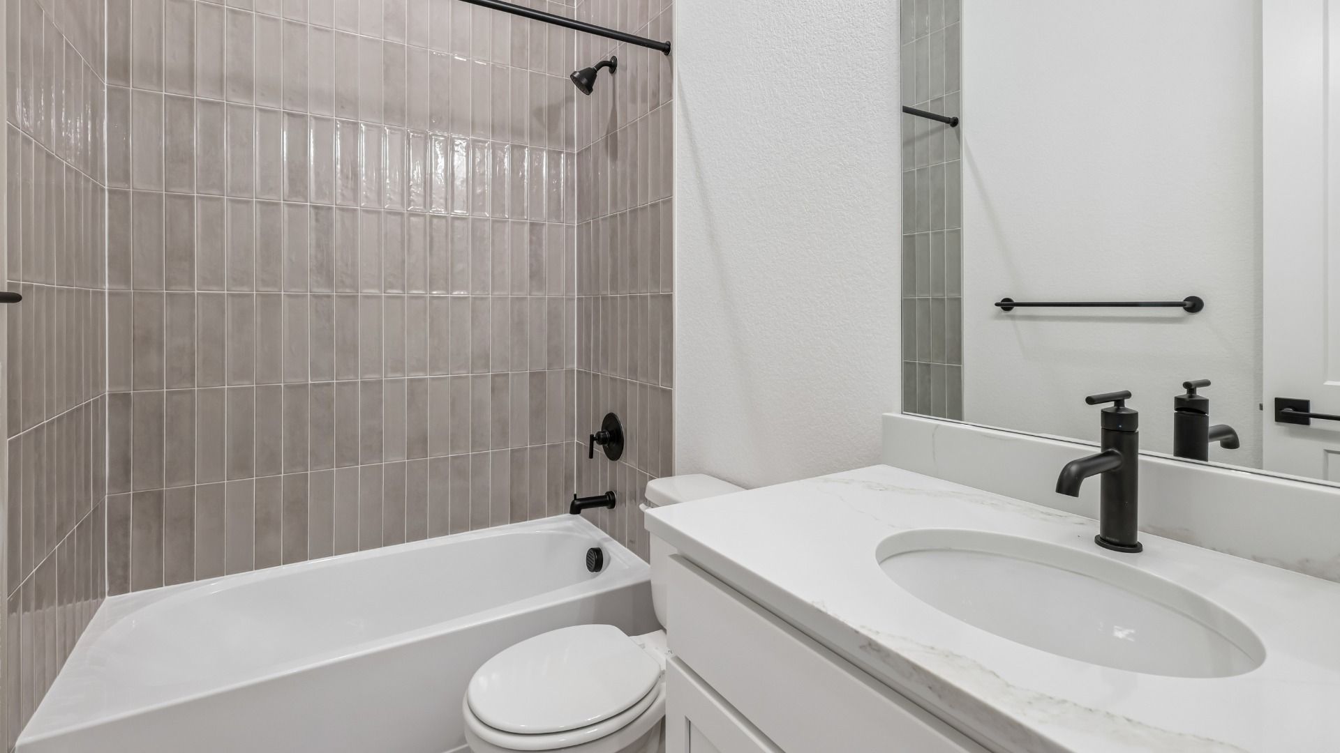 A stylish secondary bath for family and guests