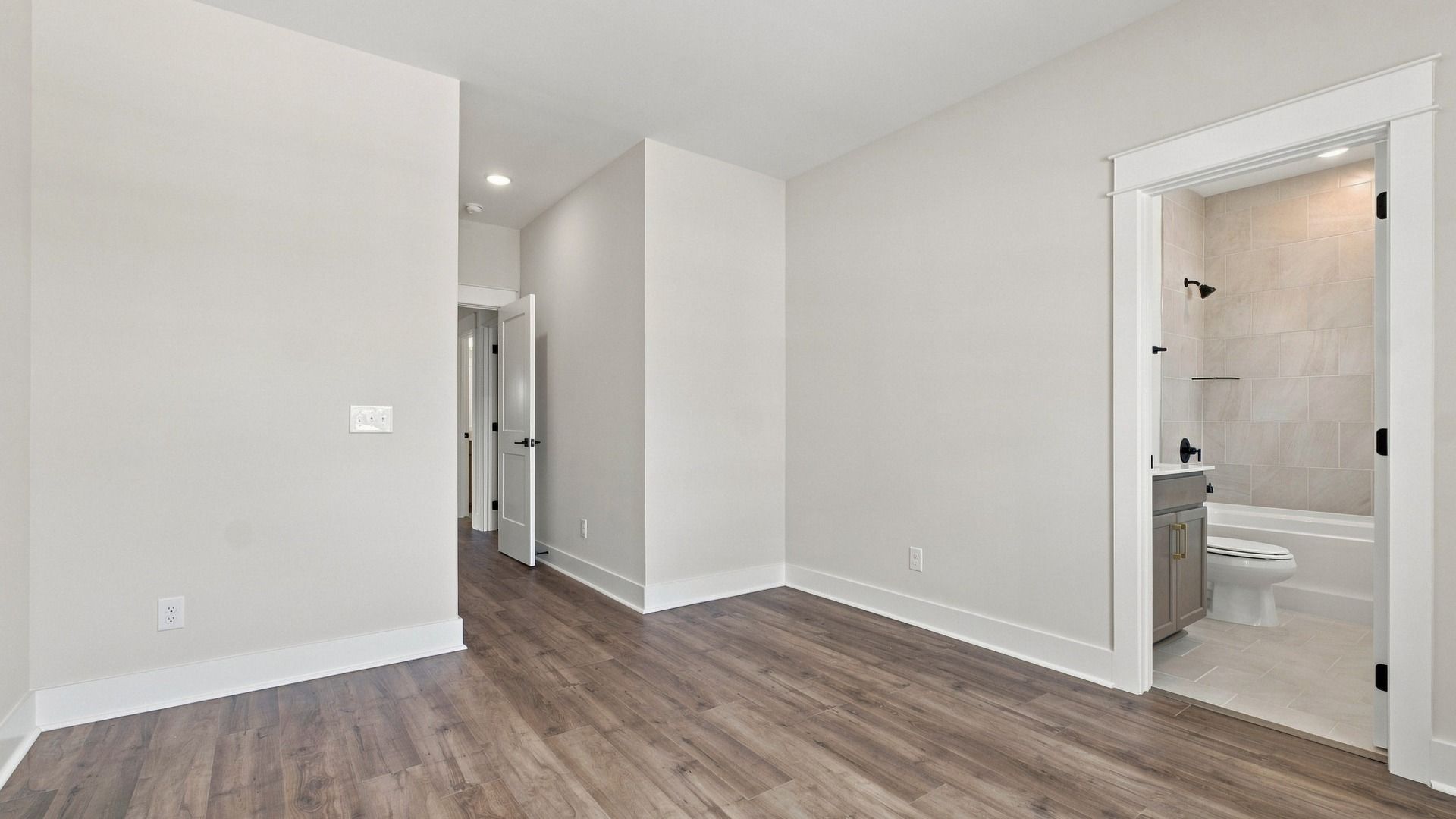 Upstairs bedroom with convenient connected bathroom.