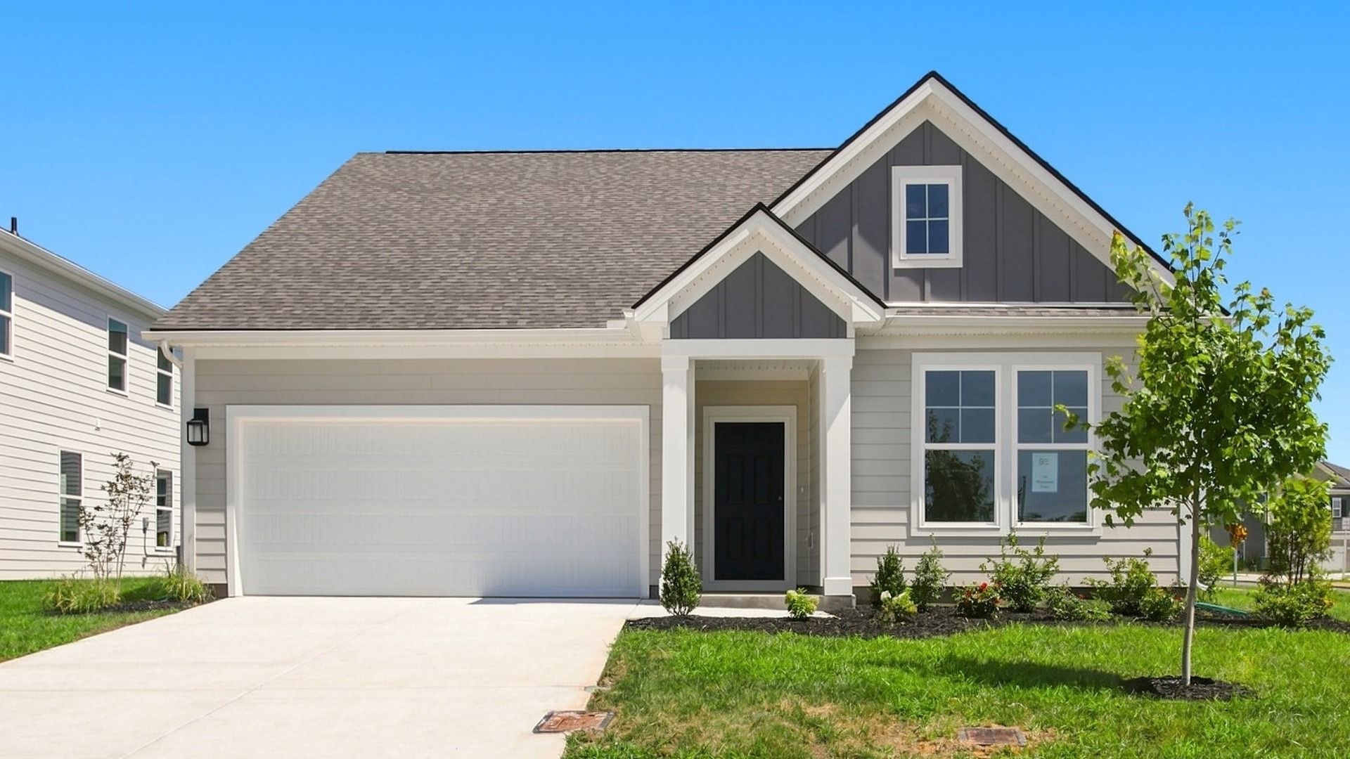 Exterior of Avondale home plan, built in the Ridgewood Community in Shelbyville, TN