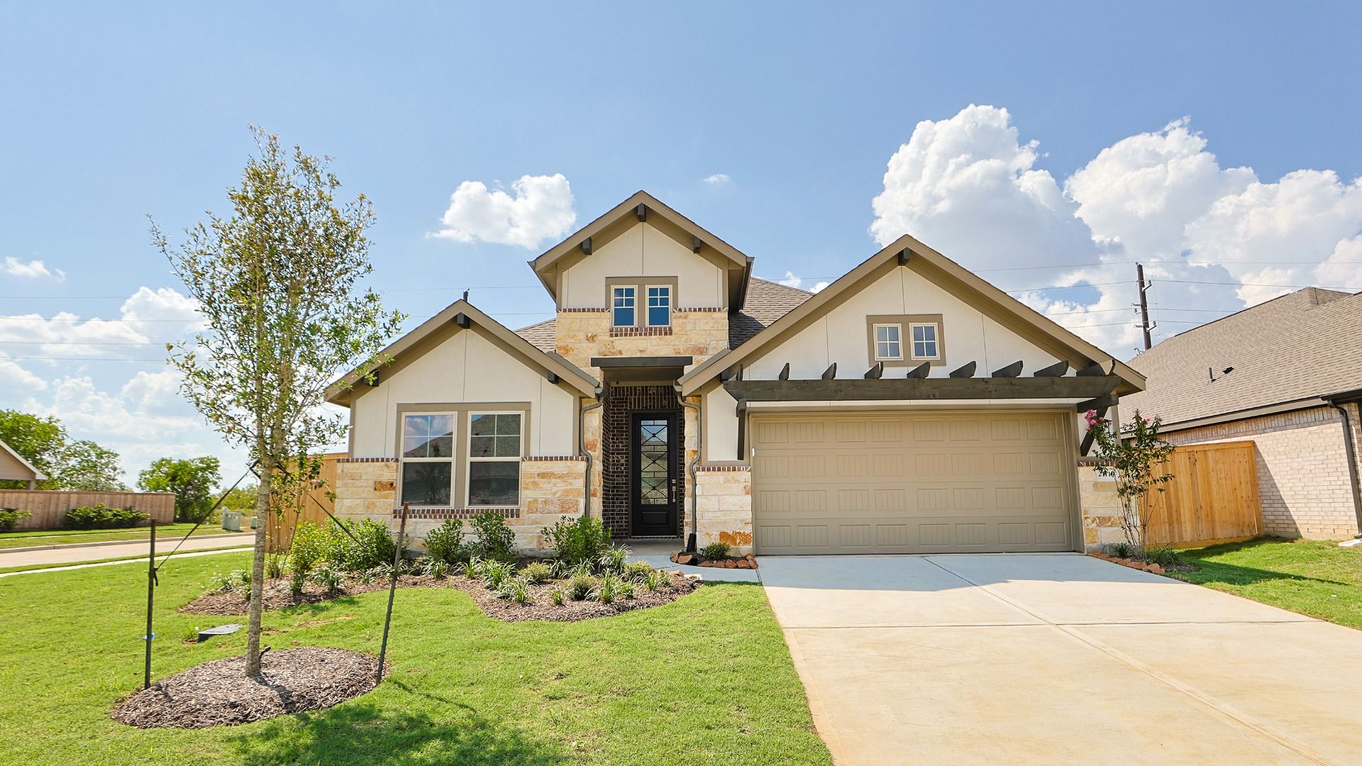 Juniper - Oakwood Estates: Waller, Texas - DRB Homes