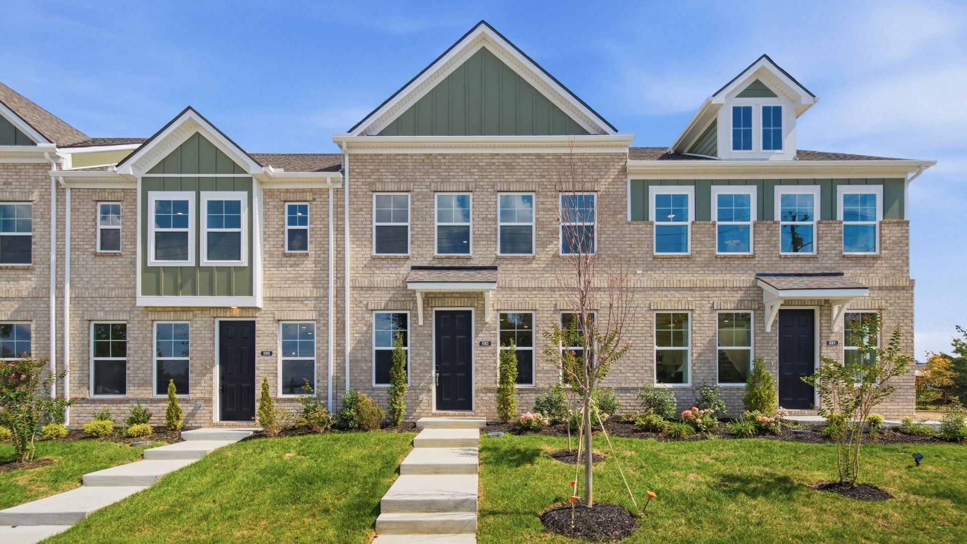 503 Hartmann Landing Way (Mitchell)