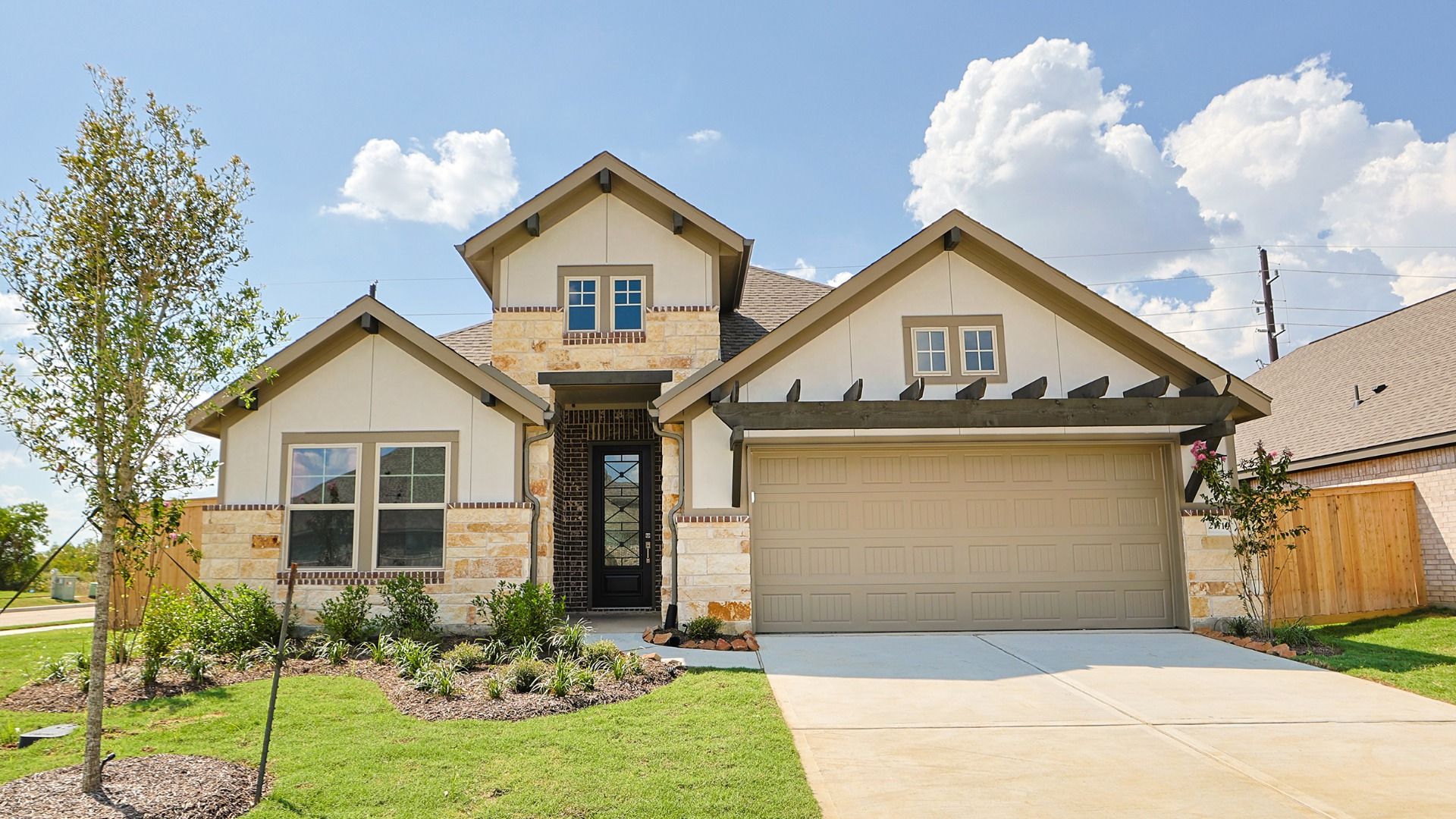 Juniper - Oakwood Estates: Waller, Texas - DRB Homes