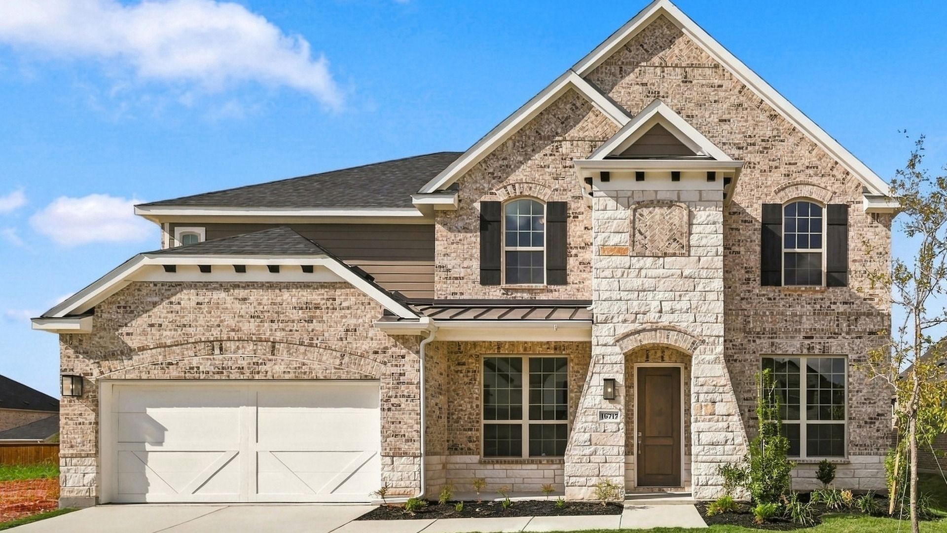 Brown - Green Meadows Classic: Celina, Texas - DRB Homes