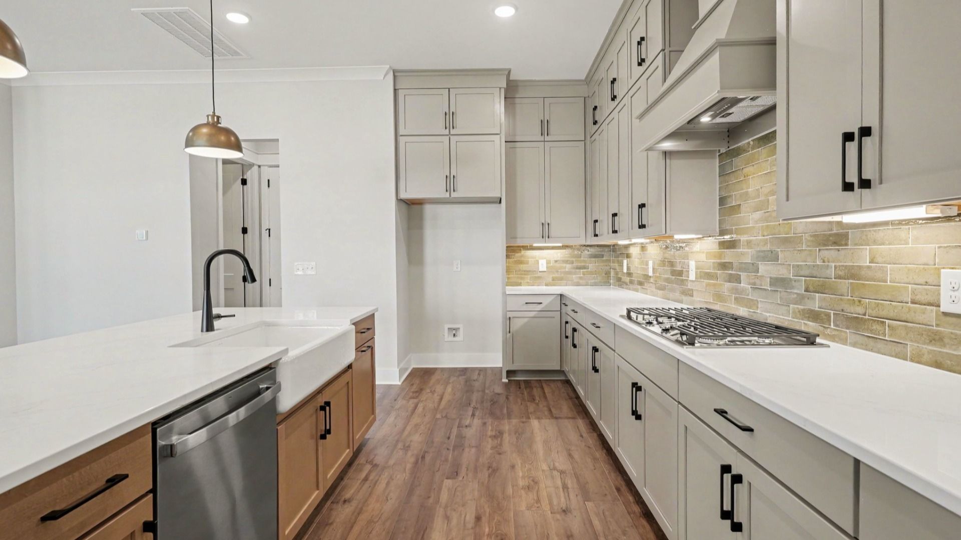 Convenient counterspace with elevated kitchen designs