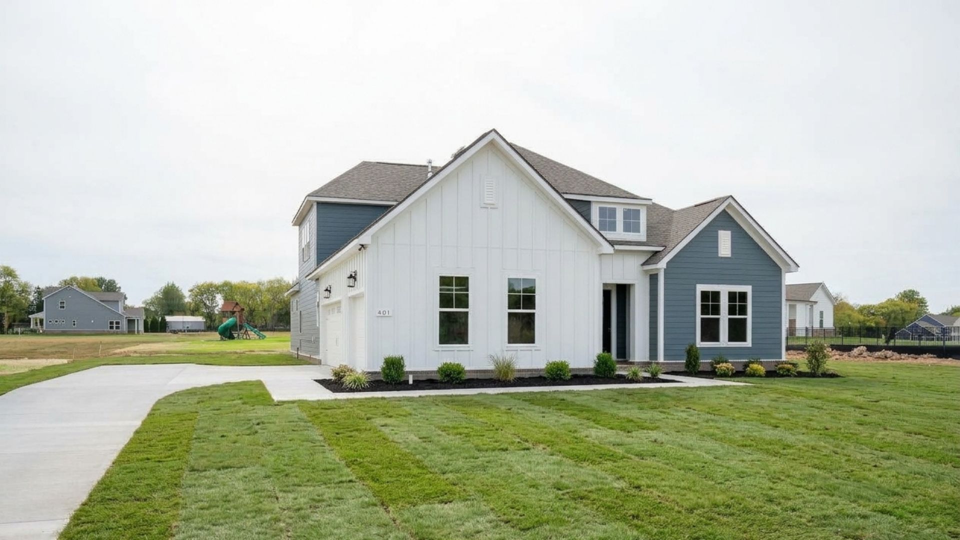Front exterior of Burgess home plan