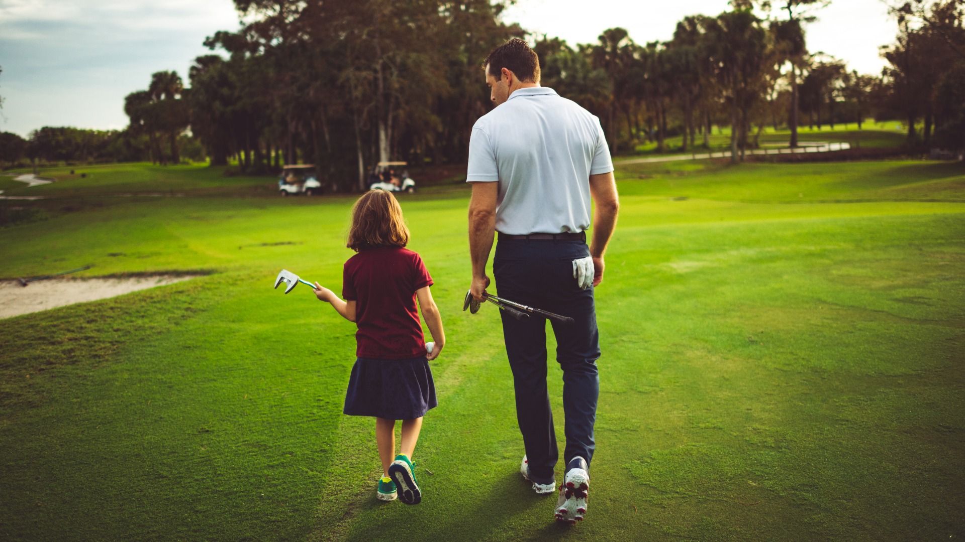 Golf-course living at its best—enjoy family-friendly moments and active days near home at DRB’s Grasslands West community.