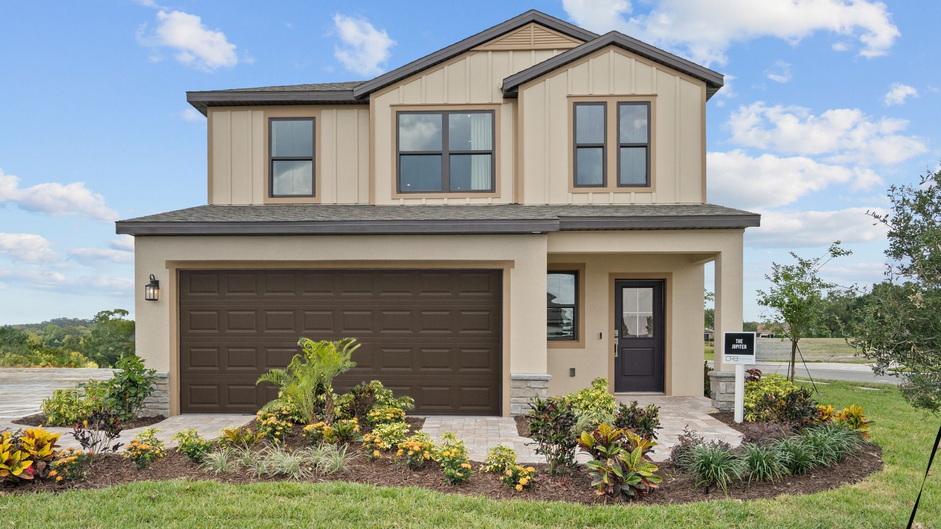 Discover The Jupiter at Grasslands West—new construction home in a gated community adjacent to Grasslands Country Club.