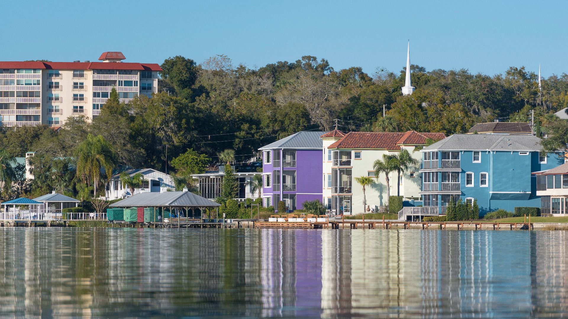 Trailside is just minutes from Mount Dora’s picturesque lakefront—where charm, color, and community come to life.