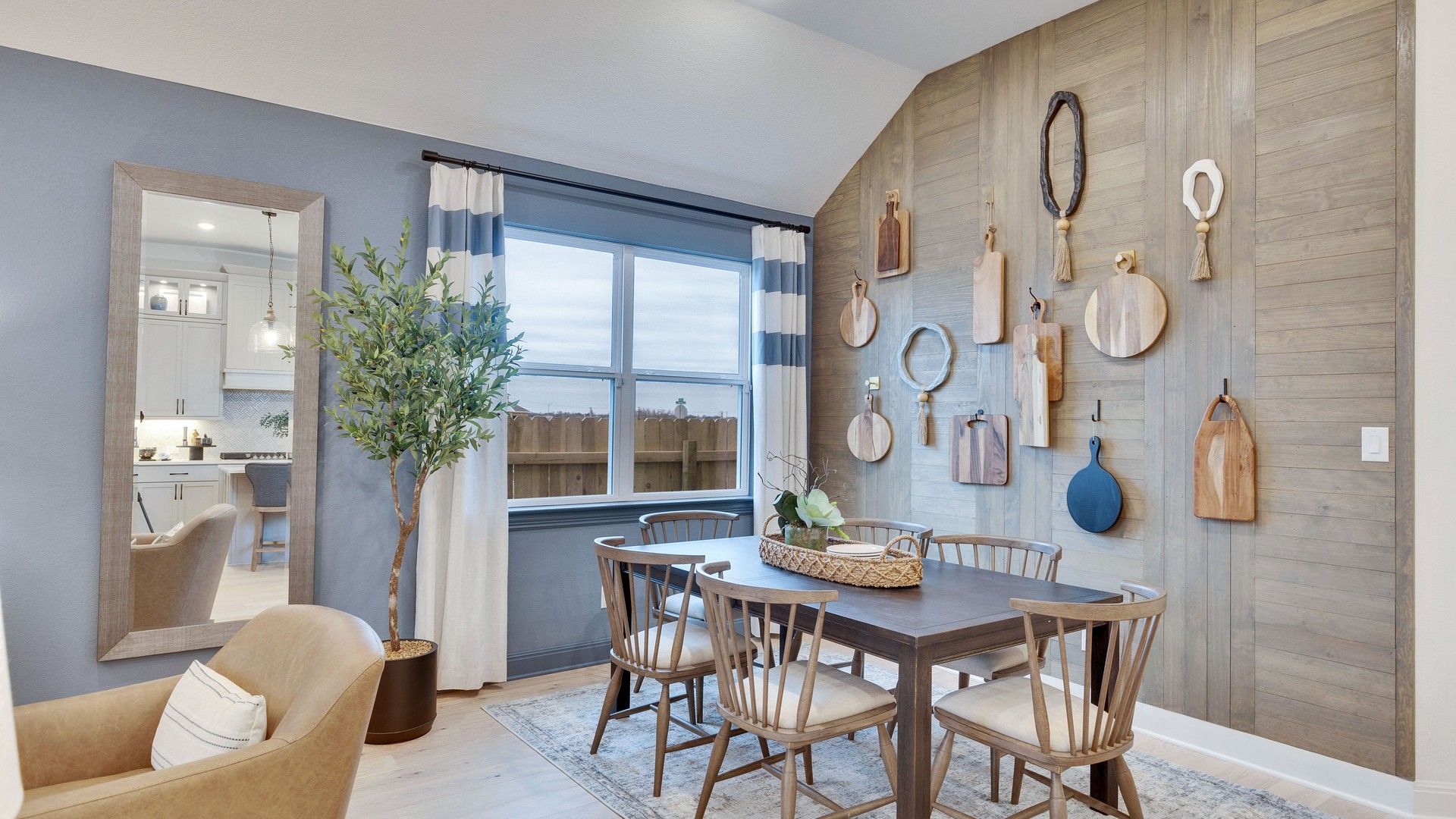 Experience refined dining with exquisite wood accents and contemporary decor in Spring Creek, Texas.