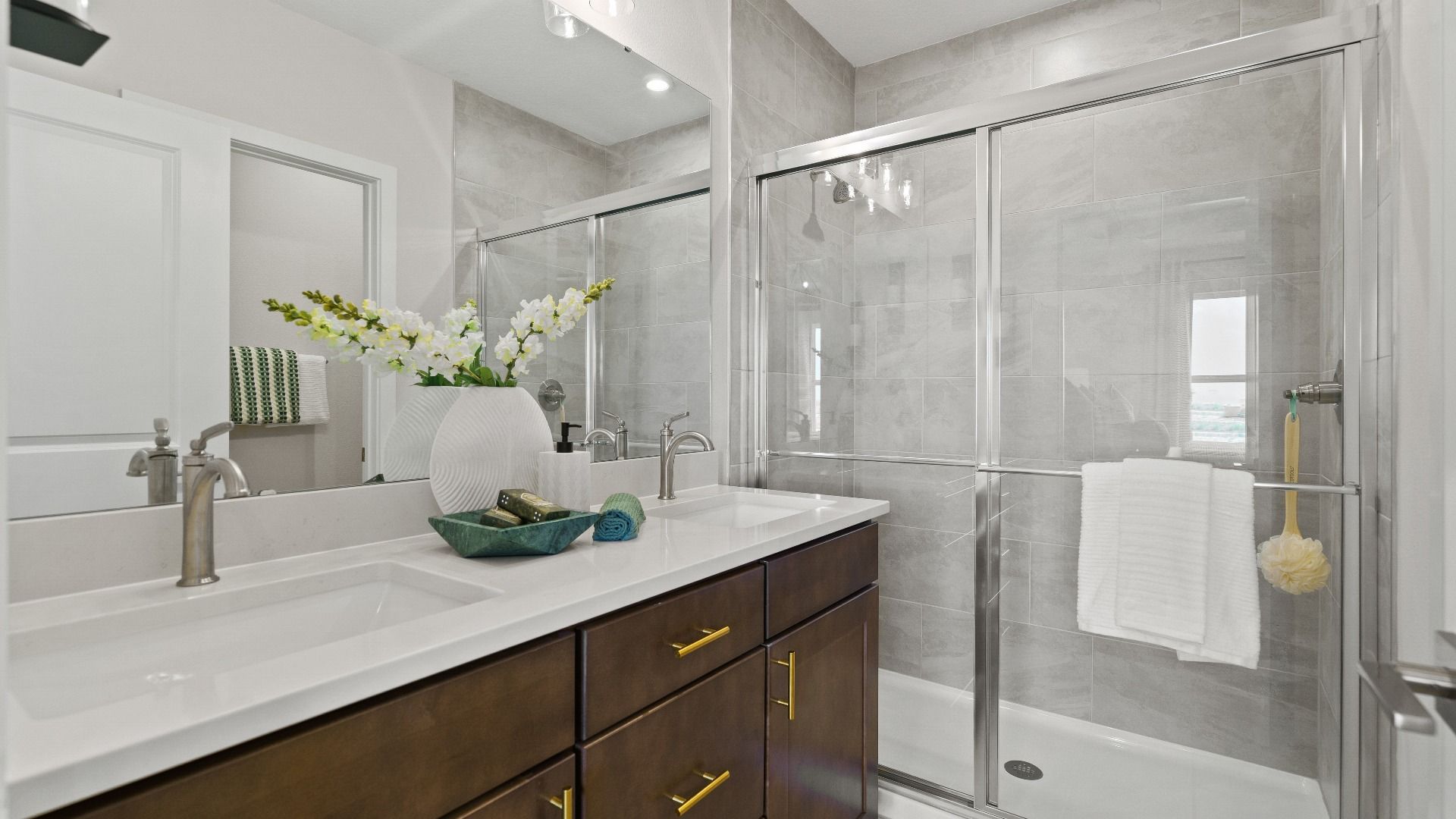 The Atlantic Model by DRB Homes Primary en Suite Bath located in Winter Haven, FL