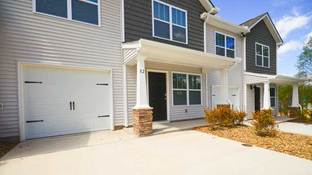 Aberdeen Place por D.R. Horton Basic en Asheville North Carolina