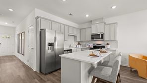 1255 Bent Water Circle (Pearson)