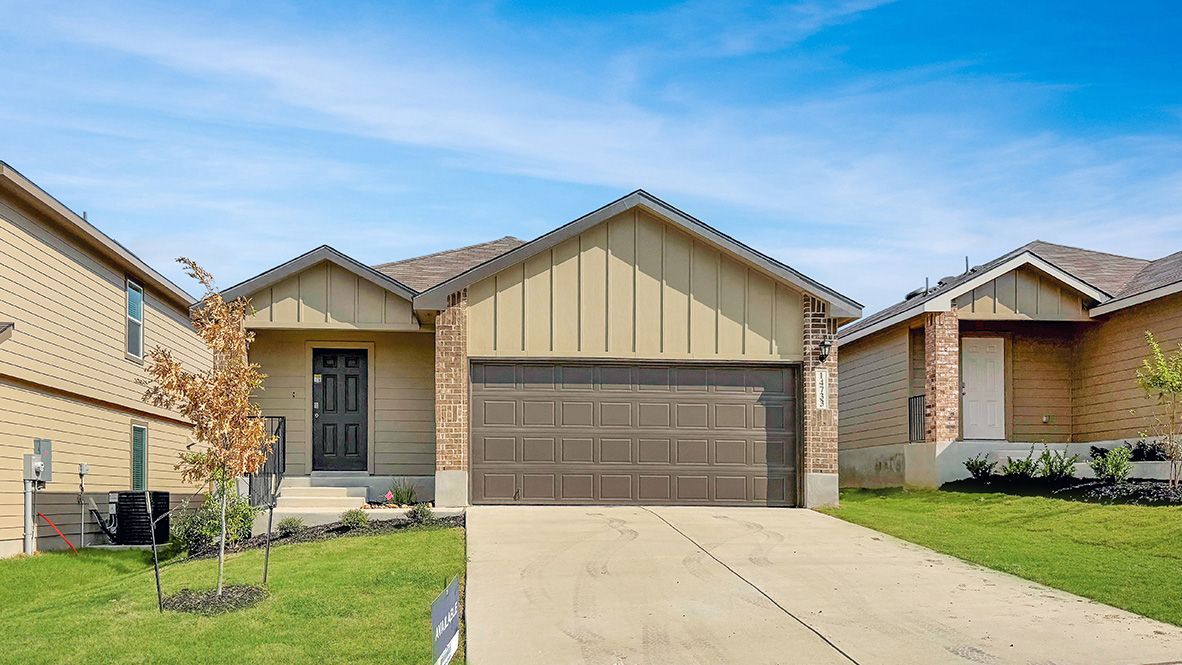 The Caprock - Stonehill: San Antonio, Texas - D.R. Horton