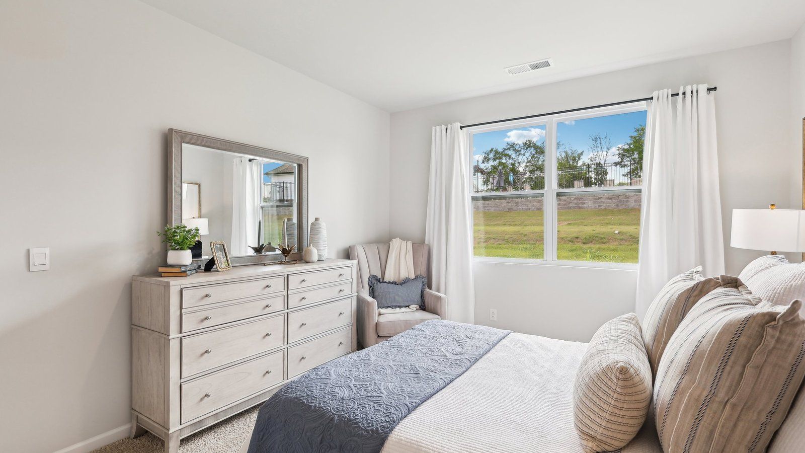 4218 Henslowe Road. Columbia, TN 38401