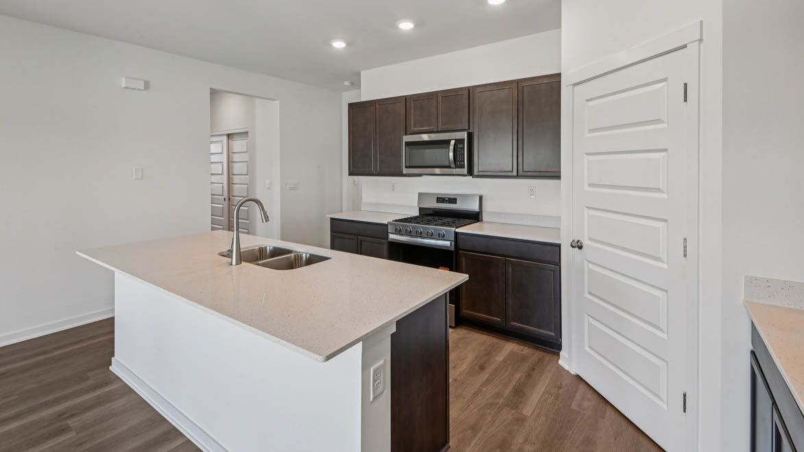 1226 Tiger Lily Drive. Bartlett, IL 60103