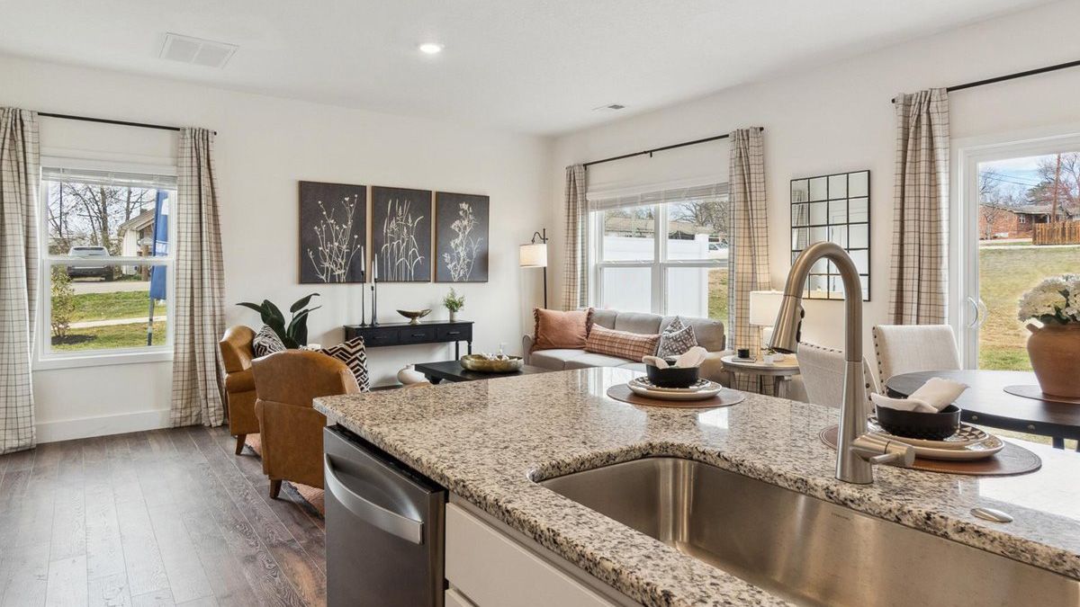 Altamont Townhome - The Arbor Townhomes: Kingsport, Tennessee - D.R. Horton