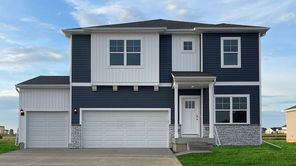 133 8TH AVE NE (Holland)