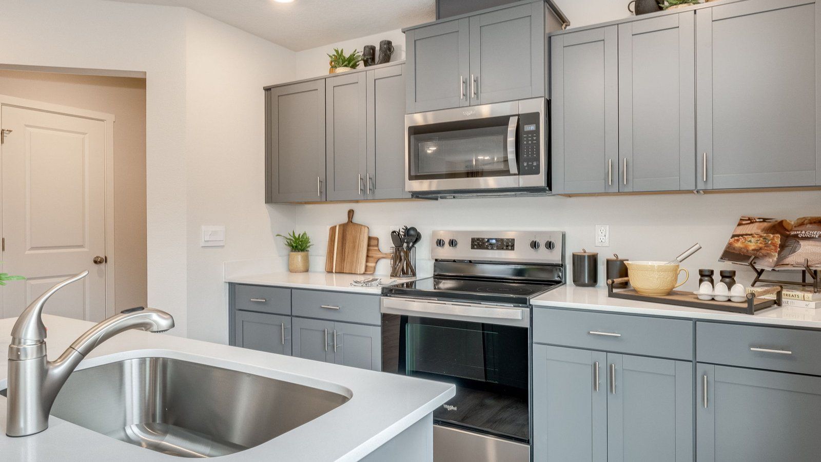 1112 Se 193Rd Place. Camas, WA 98607