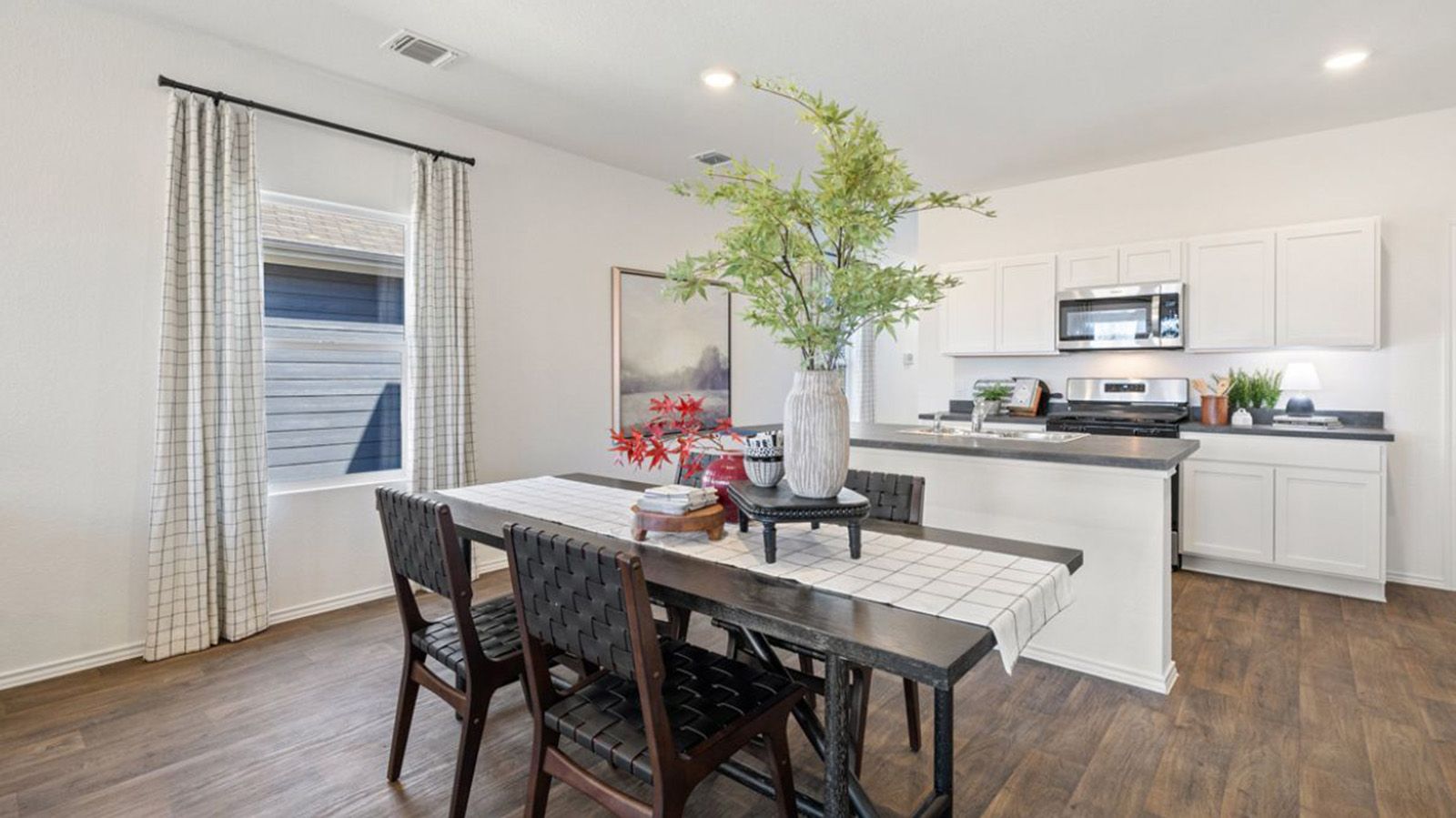 casa en The Reserve at Spiritas Ranch por D.R. Horton