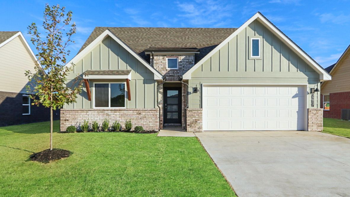 Cali - Highland Ridge: Broken Arrow, Oklahoma - D.R. Horton