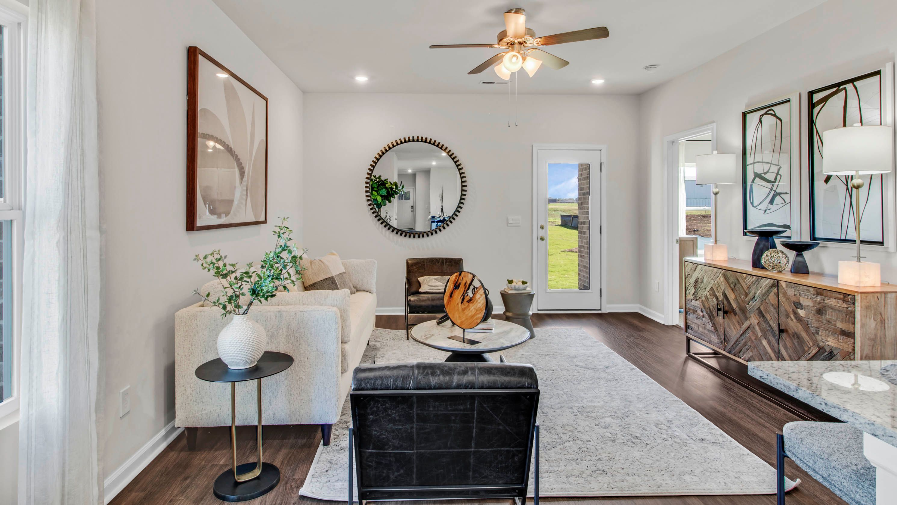 casa en Maple Grove at Greenbrier Preserve por D.R. Horton