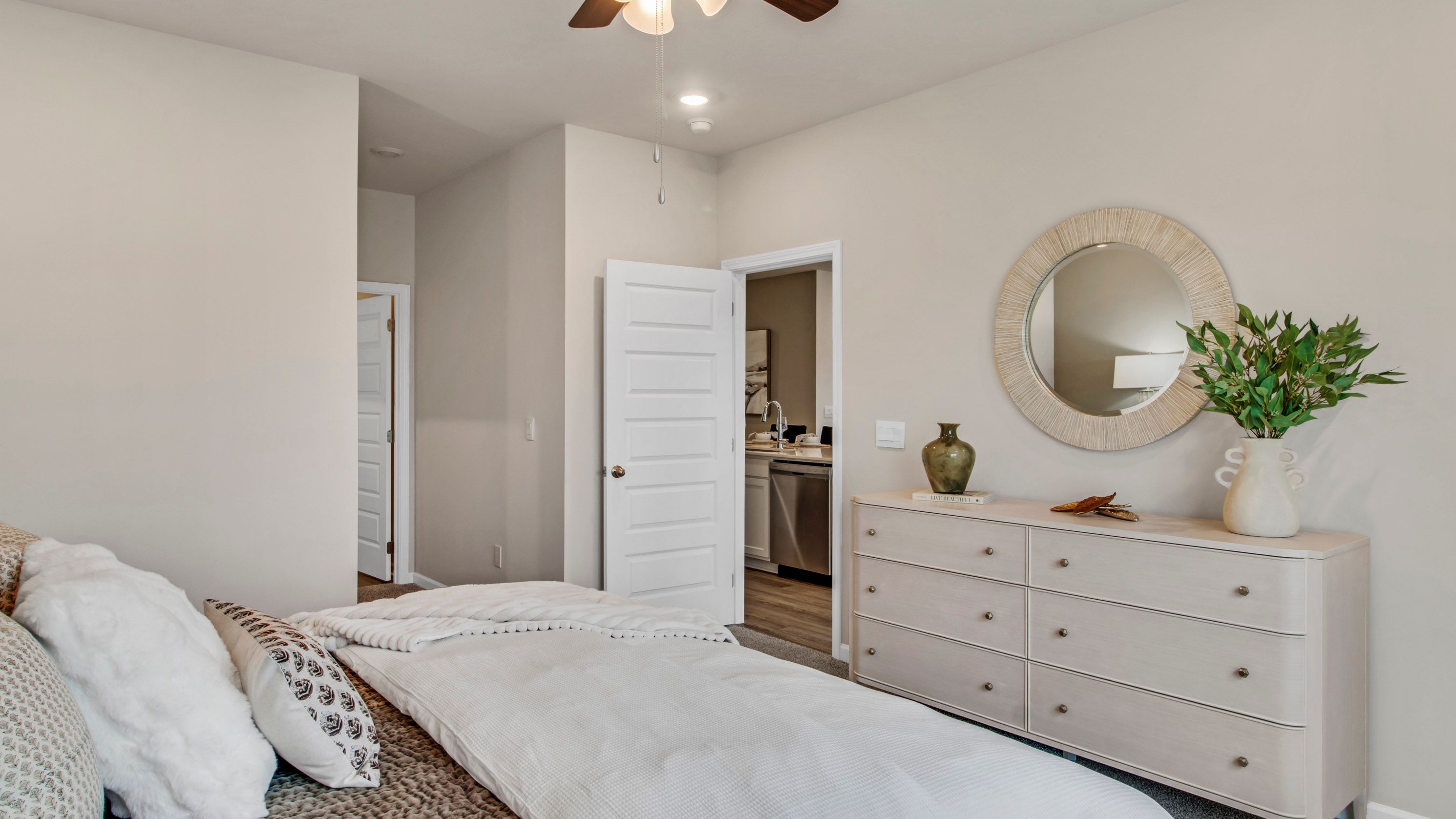 casa en Heritage Park at Greenbrier Preserve por D.R. Horton