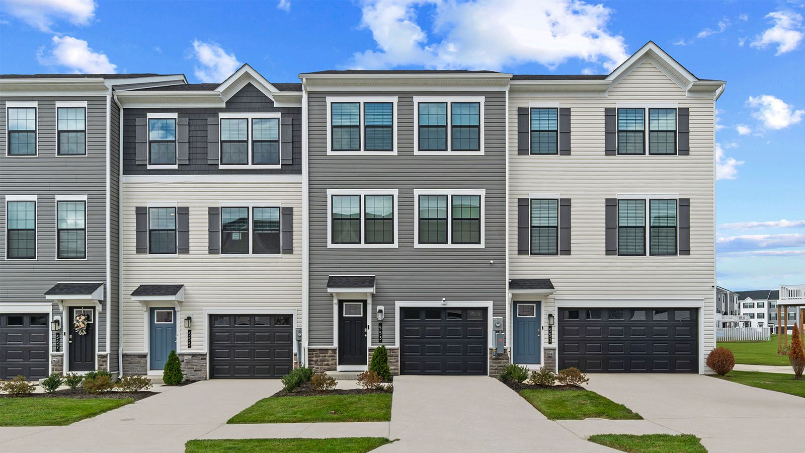 ADAMS - Pinegrove Townhomes: La Plata, District Of Columbia - D.R. Horton