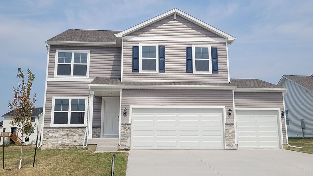 6731 Nw 106Th St. Johnston, IA 50131