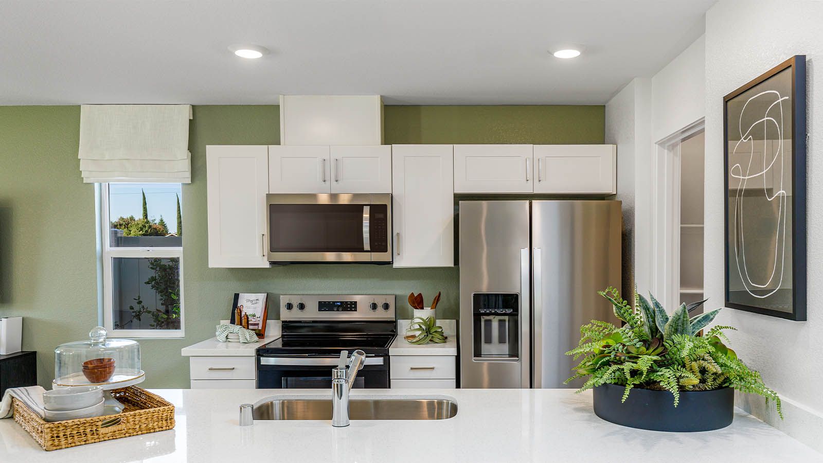 3354 Starburst Walk. Sacramento, CA 95834