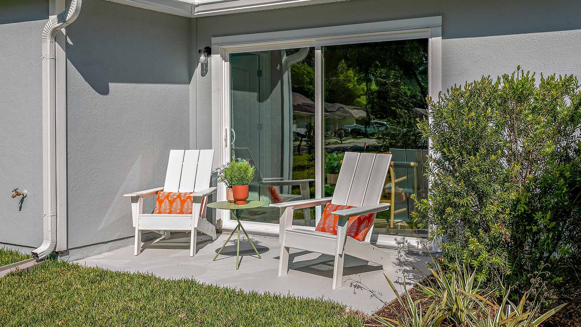 107 Green Circle. Palm Coast, FL 32164