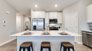 1679 Shasta Drive (The Cameron II)