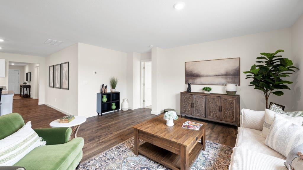 160 English Oak Lane. Athens, TN 37303